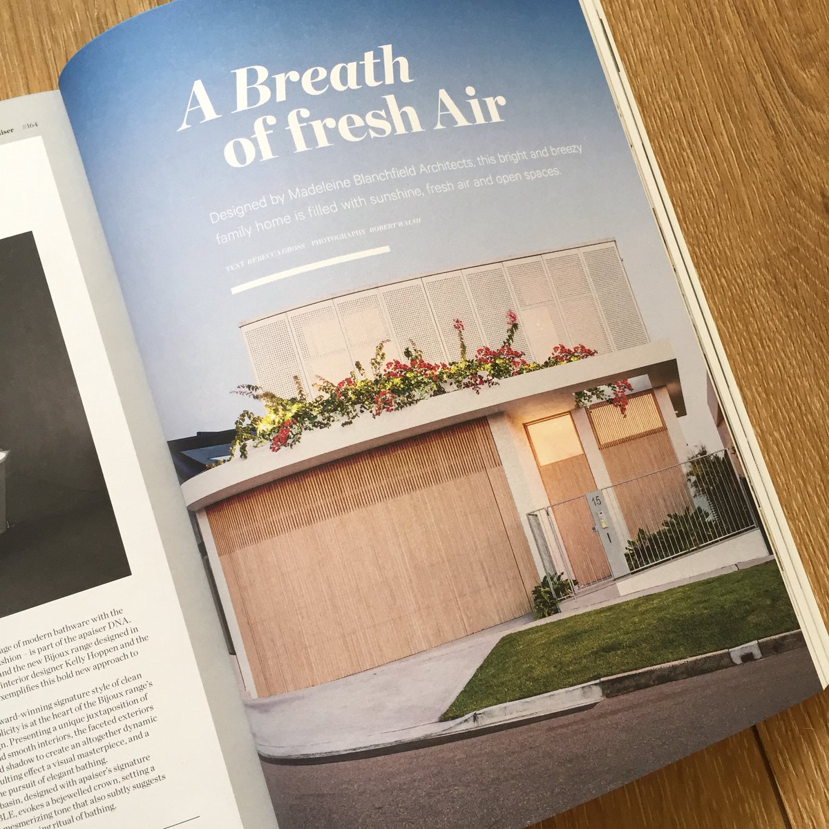 rebeccalgross's tweet photo. My latest @habitusliving: A beautiful house by Madeleine Blanchfield Architects for clients who had a great appreciation for Marcio Kogan’s architecture. https://t.co/XlF4B1jw0v