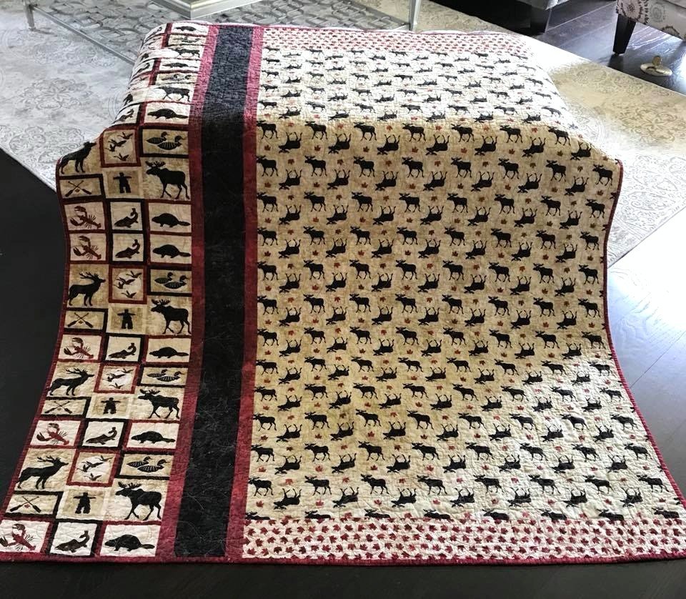 Sew_Sisters's tweet photo. Do you piece your quilt backs?
We like what Sophie did with her quilt. 

#quilter #quilt #quilting #ohcanada #stonehengeohcanada #northcottfabrics https://t.co/WImyKCZthv