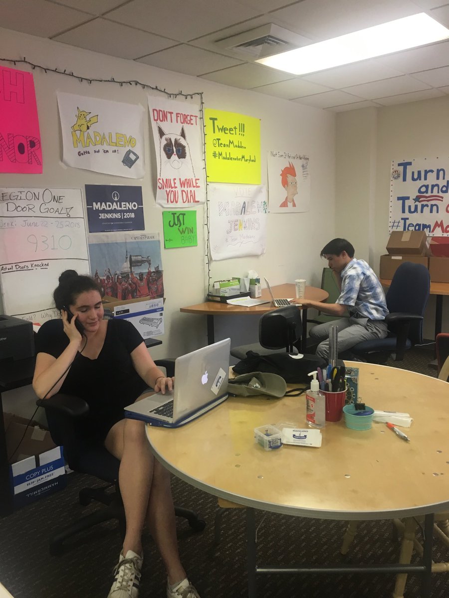 sbodlovich1's tweet photo. Shoutout to two of our most hardworking interns, who are taking a dial break after knocking hundreds of doors this morning with ⁦@TeamMadaleno⁩! 💙💙 ⁦@RichMadaleno⁩ #MadalenoforMaryland #BlueWave #Madaleno2018 #MDpolitics https://t.co/UIKVxThCFz