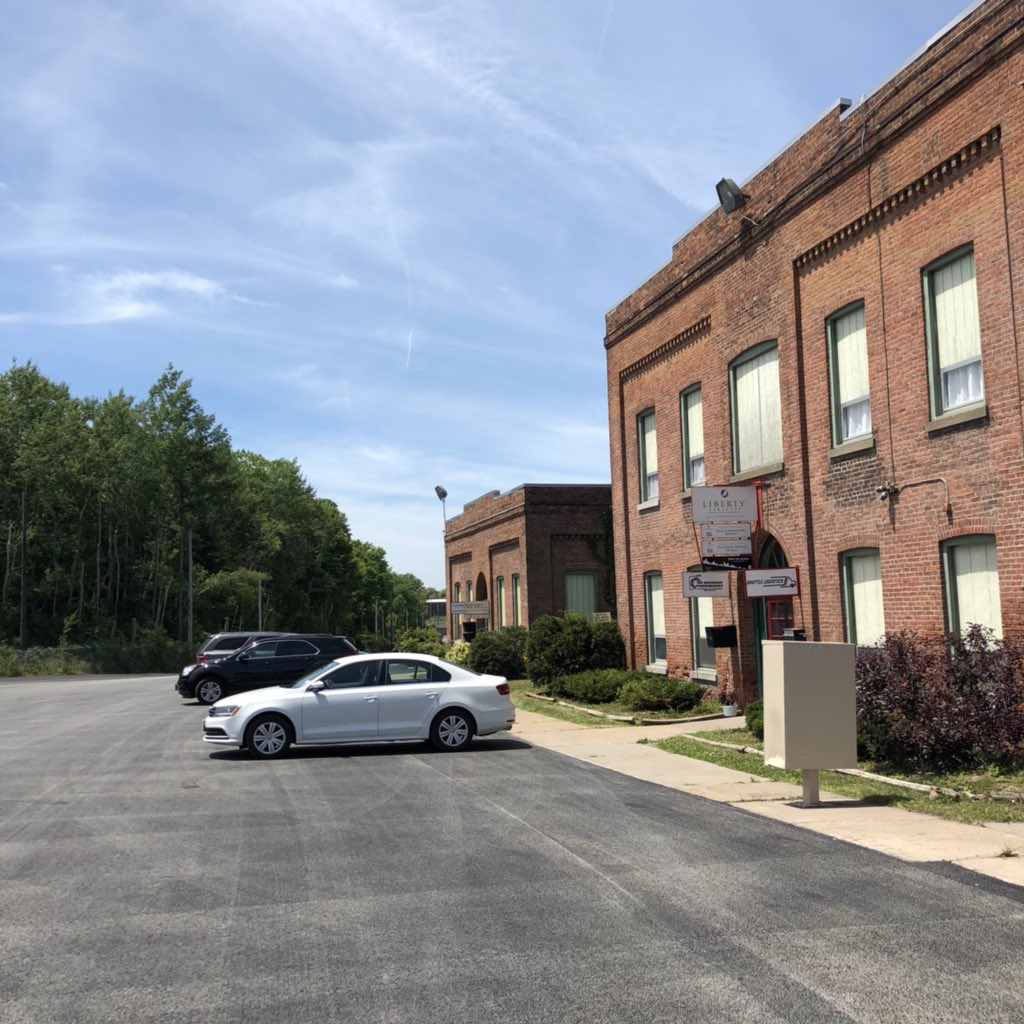 Our parking lot is all paved!! We’re #excited for our summertime improvements! Soon our new office will be finished inside our #Sherrillmanufacturing factory. The office will feature a big showroom with all our flatware patterns! #tuesdaythoughts #PositiveVibes