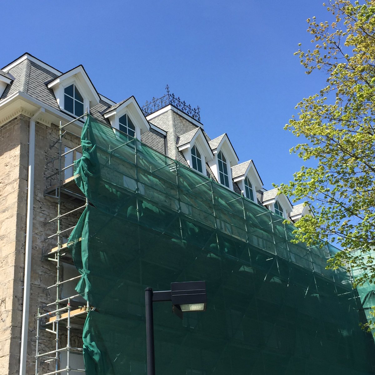 guelphmuseums's tweet photo. Inspired by the ongoing exterior construction at the Civic Museum, our summer kids programming theme is building! Starting July 4, join us every Wednesday at 11 AM and 1 PM for different themed special guests and activities in the #BuildItWith series | https://t.co/hEv7EsHBlK https://t.co/7gQyM8ggaj