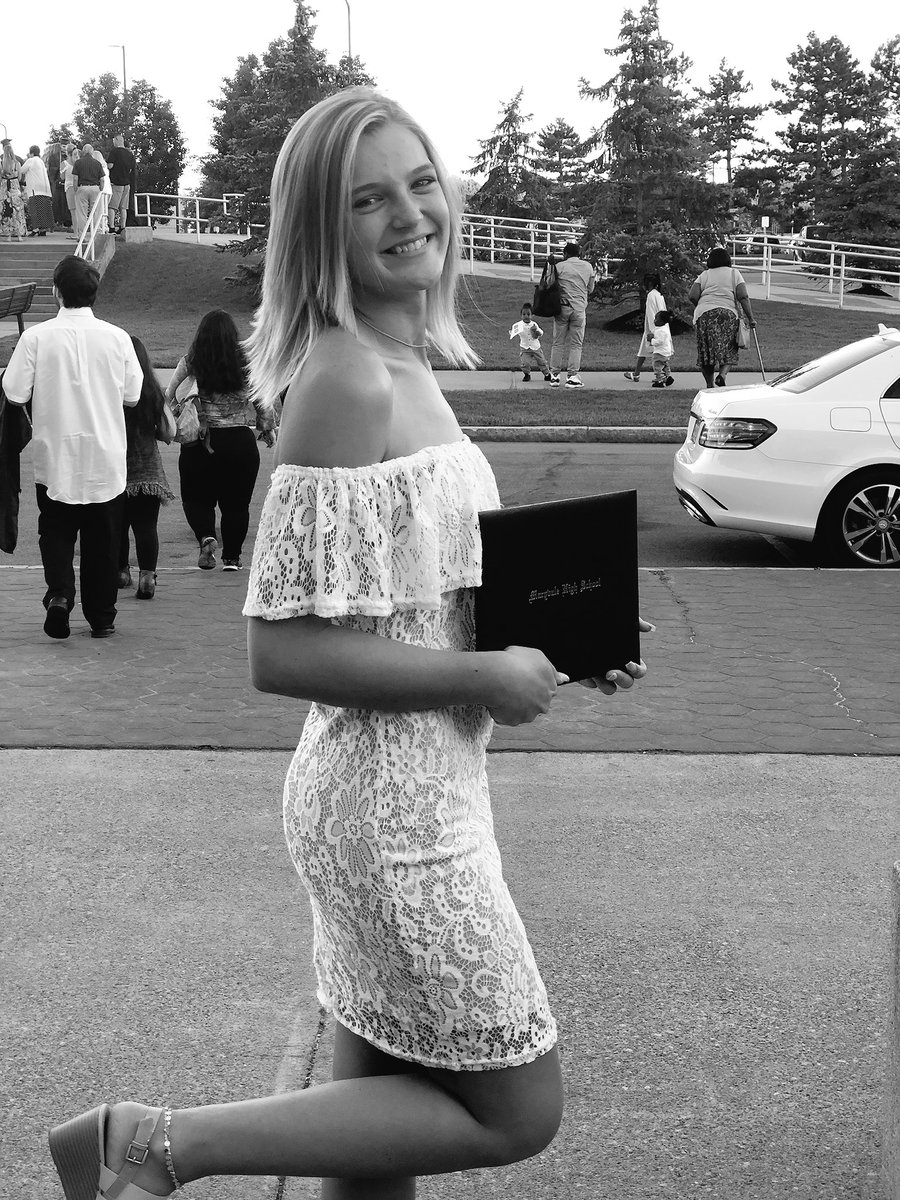 _taysmitty's tweet photo. Where I came from ♥️ #graduate https://t.co/9Q1izBsJW4