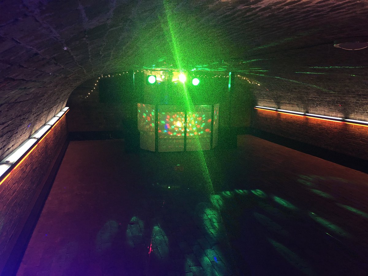 TheSystemsTeam's tweet photo. Ready to party? #prom2018 @NunneryWood https://t.co/LtbIv8vok9