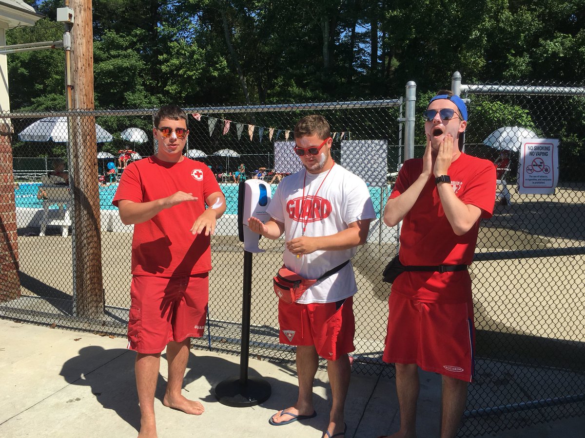 RobinChapell's tweet photo. #walpolerec and #walpolehealthdept making sure everyone is using sun block at Center Pool. #safe summer https://t.co/fOFbSro9JU