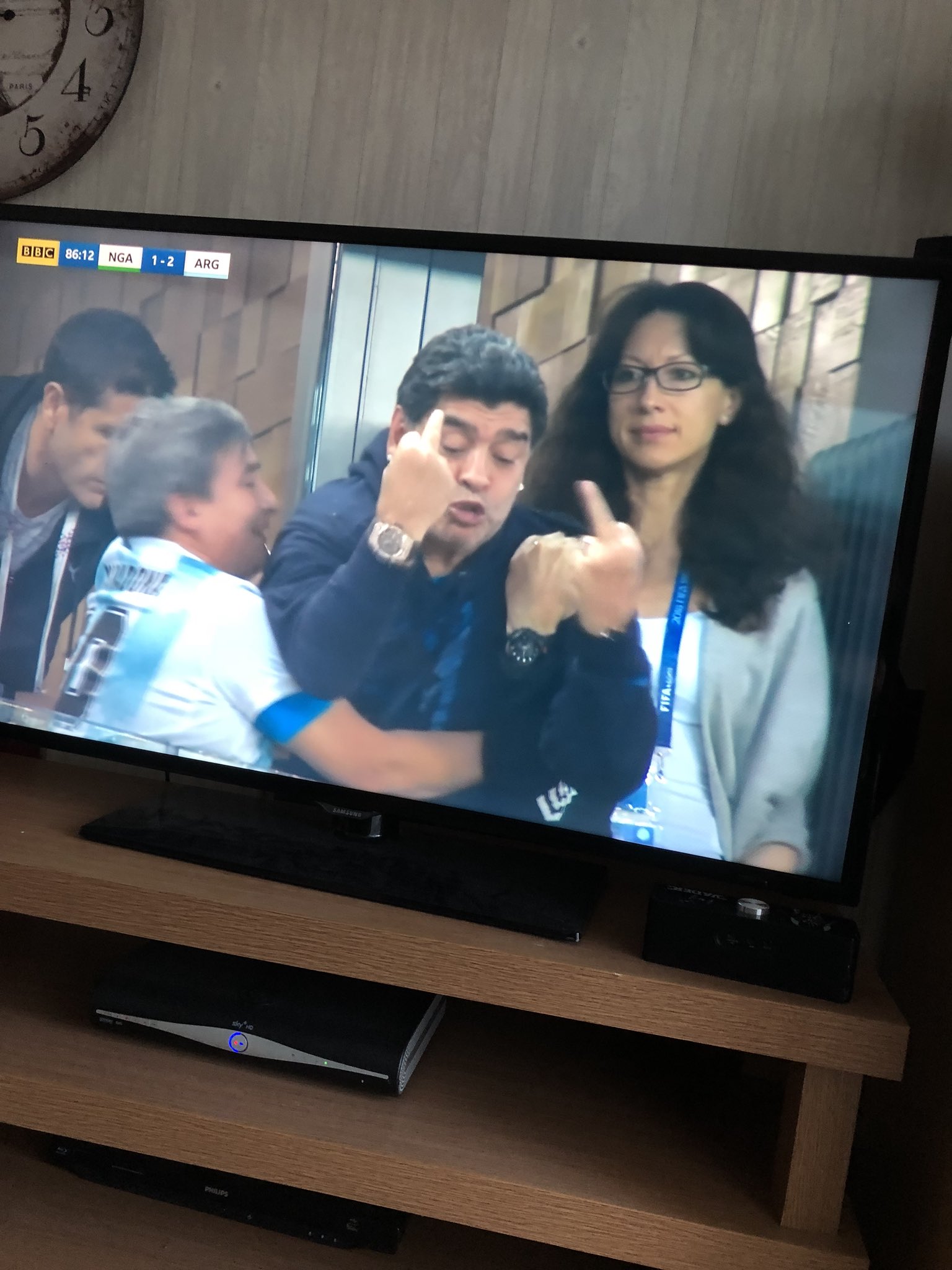 DgpFJZLXcAMarFr.jpg:large