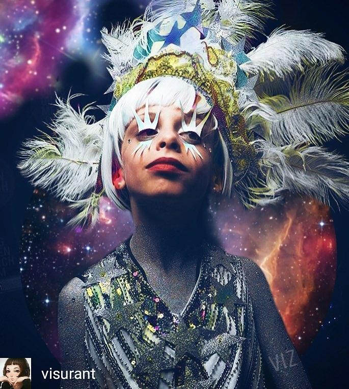 desmond_amazing's tweet photo. Beautiful graphic art
IG Repost from @ visurant  -  “Duncan is Everything” Edit  (The Original unedited is reposted off @ duncan_gallery) 
.
#art #babydrag #brooklyndrag #clubkid #drag #dragkid #dragkids #dragqueen #dragslayer #dragutante #lgbt #lgbtq #nycdrag #desmondisamazing https://t.co/GIxEsaOHSs