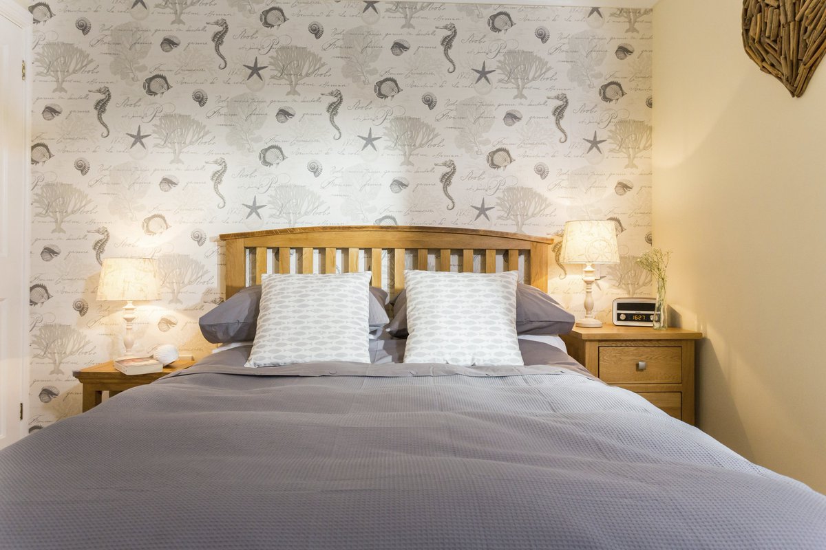 Driftwood_Penryn_Cornwall tweet media