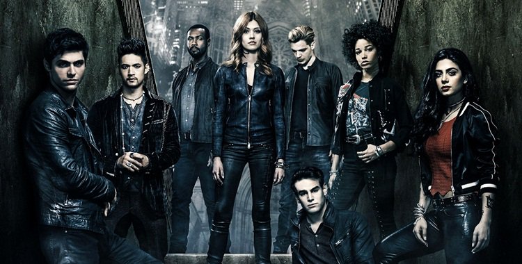 cinepop's tweet photo. 'Shadowhunters': Segunda metade da 3ª temporada só estreará em 2019; Saiba mais! - https://t.co/N5U6cIEUbZ https://t.co/KYP41GPYT1