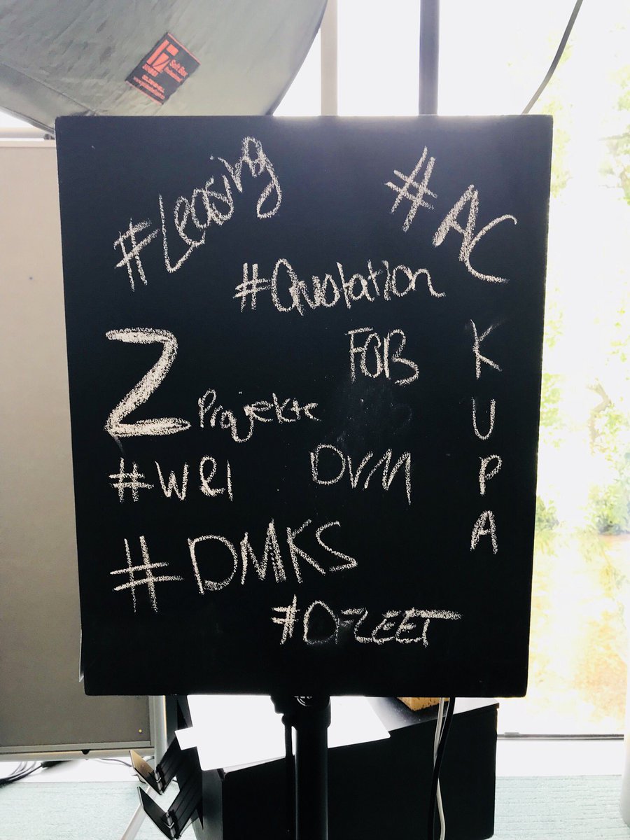 tobiasBRLN's tweet photo. #DigitalTransformation muss konkreten Einfluss auf die Arbeitswelt zeigen können. Nicht immer leicht. Heute gabs viele der #PAUL-Projekte zum Anfassen für die gesamte-#VW #FinancialServices Mannschaft mit positiver Resonanz. https://t.co/XDRLcIZy12