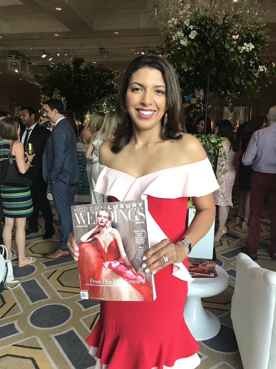 ruelechat's tweet photo. Honored to be a contributor for the inaugural issue of Modern Luxury Weddings Boston. #boston #weddings #bostonweddings #luxury #magazine #bride #groom #weddingmagazine @bostoncommag @FourSeasons https://t.co/2YL9QuOAyf