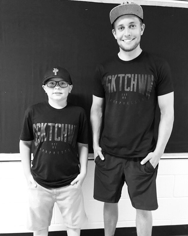 Oh captain, my captain... <a href="/mr_mckillop/">Ryan McKillop</a> You are amazing 🖤 #twinning <a href="/hardpressedsk/">Hardpressed</a> #bestteacherever #beawesome