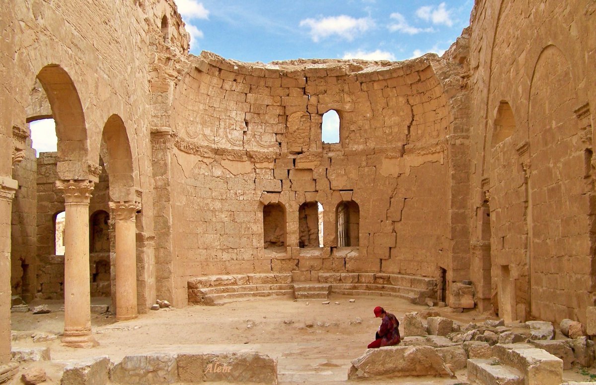 SeeMyRaqqa's tweet photo. #Resafa you take our breath away ✨
#Resafa is an archeological site situated southeast of the city of #Raqqa and the #Euphrates
Photo by: Alain le Métayer, 2008
#Syria #SeeMyRaqqa https://t.co/9e6Nm4na6L