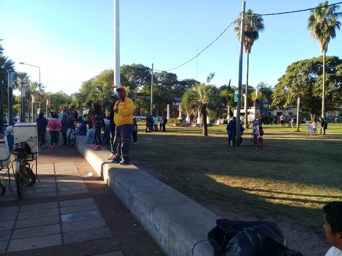 rsudamericana's tweet photo. #Rusia2018 en #Corrientes🇦🇷| Así festeja la gente tras el #TRIUNFAZO😉🎉🎉 de @Argentina ante #Nigeria que le habilitó el pase a Octavos👏 #SomosMundial⚽️ #Compartinos #TuFoto https://t.co/sTxbCBKJHs
