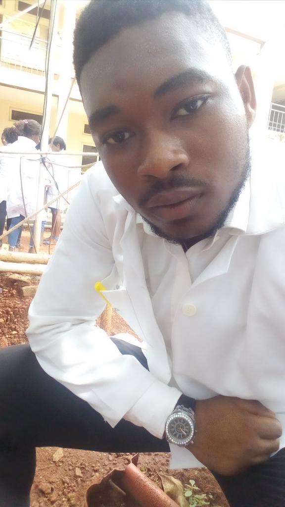 DonJay505's tweet photo. Still in the profession... #youngdoc https://t.co/4R4pmdQ0jr
