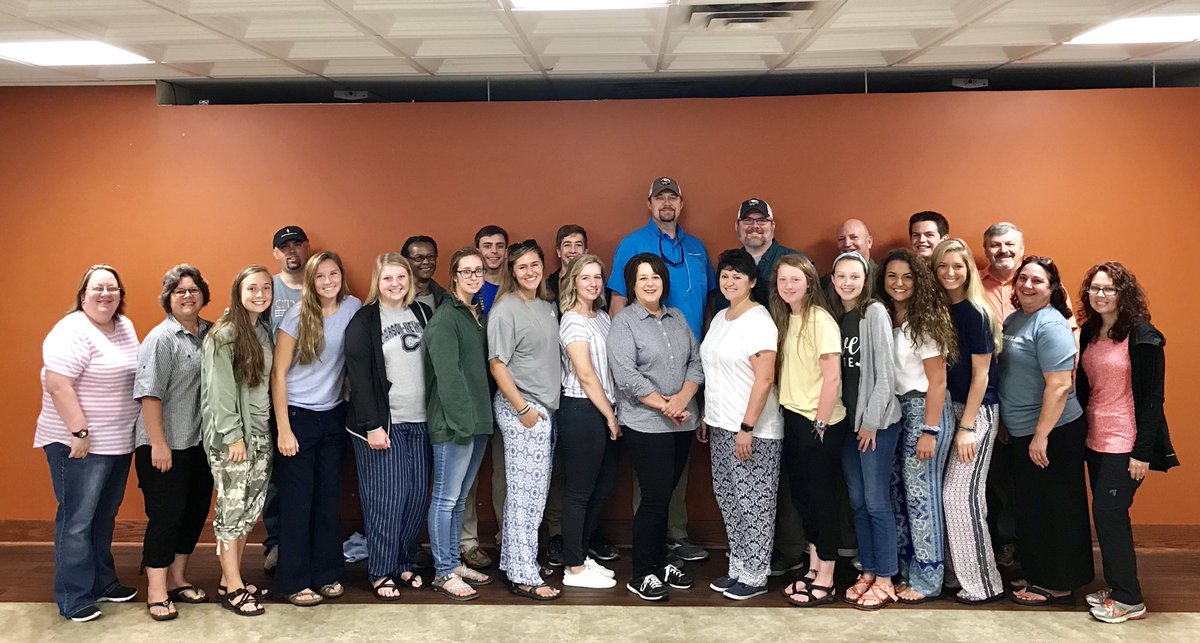 stuartheights's tweet photo. Praying for this awesome group of people on Mission in Honduras this week. #StuartHeightsMissions https://t.co/BRk734r9pk