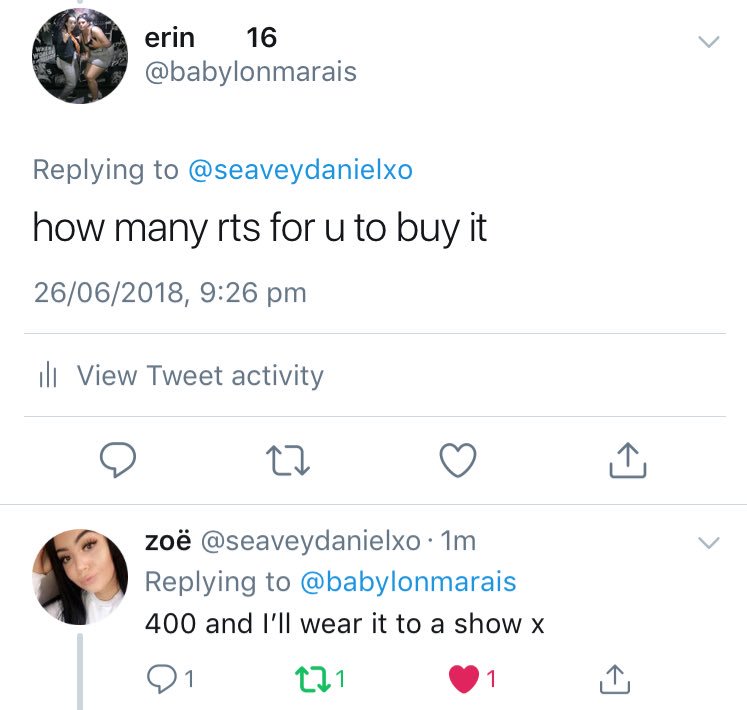 erin_jlc's tweet photo. RT for good luck🤩🤩

also RT to vote for 1D 

#TeenChoice #ChoiceFandom #Directioners @onedirection https://t.co/hFrVia9DeU