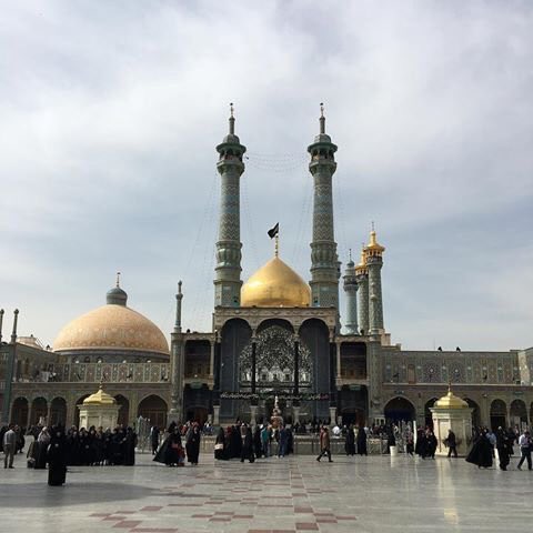 السلام عليكم 
جميع من طلب من الله عزه وجل 
 من المعصومه ع
عسئ الله يفرحكم فيها
 بحق محمد وال محمد