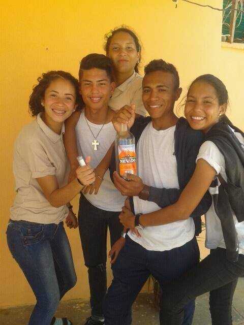 Yanyi_05's tweet photo. vivirán siempre en mis más lindos recuerdos!<3. https://t.co/lvP0VMBZIu