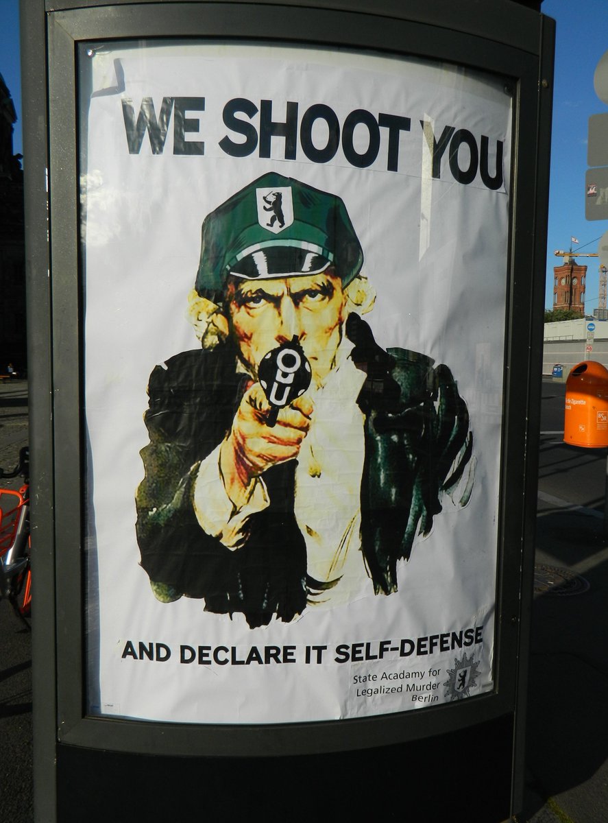 Da_fuer_Dich's tweet photo. We #shoot you and declare it #self-defense -
#Adbustings vor dem Berliner Dom des Kollektivs #nolimitsnolabels gegen #polizeigewalt und tödliche #polizeischüsse 

https://t.co/yxt1eTejqr 

 @polizeiberlin #dafürdich https://t.co/EcCtXCZoDc