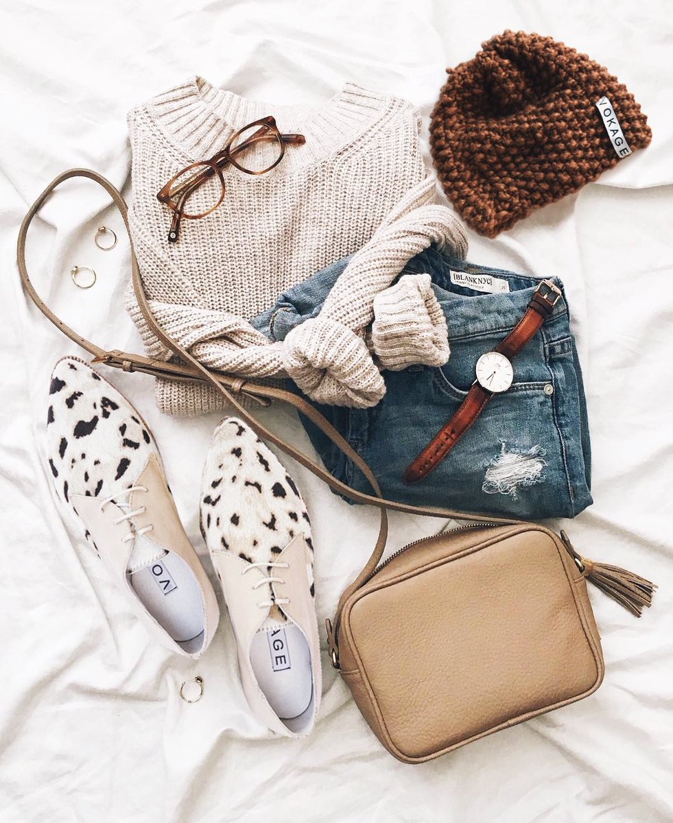 vokage's tweet photo. Nuestros  John  Lennon  White  (limitados!)  complementarán  tu  look  de  invierno  a  la  perfección  ✨
•  •  •  
#vokage  #zapatos  #moda  #estilo  #chile  #madeinchile  #diseñolocal  #fashion  #leathershoes  #shoes  #tendencia  #shoeoftheday  #invierno https://t.co/XNf3OQltke