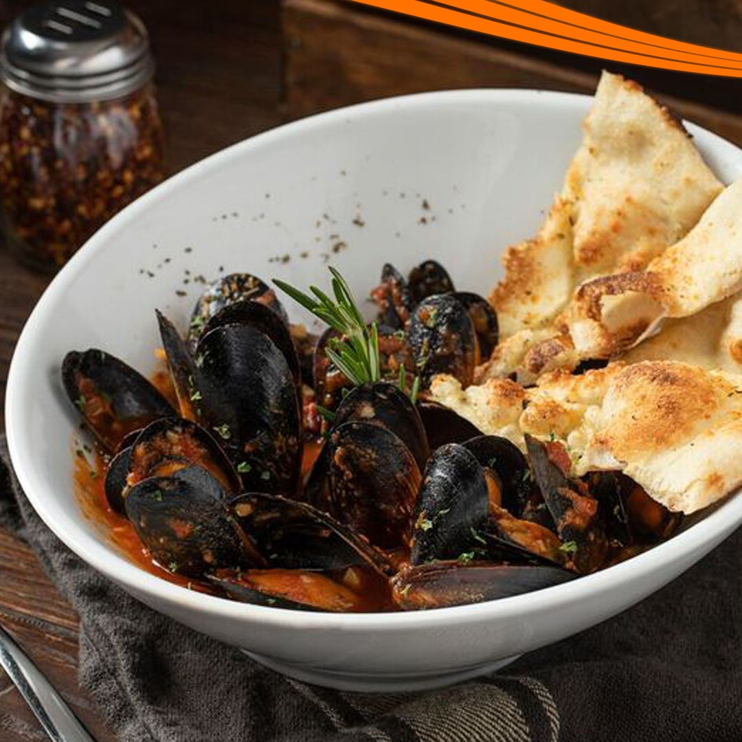 TartiniExpress's tweet photo. We have the best dishes of the Italian cuisine that will delight your palate, do not miss out on our exquisite flavors.
 #pizzalovers #tartinipizzas #TartiniExpress #Orlando #Florida #PizzaTime https://t.co/lIqh3eWgF6