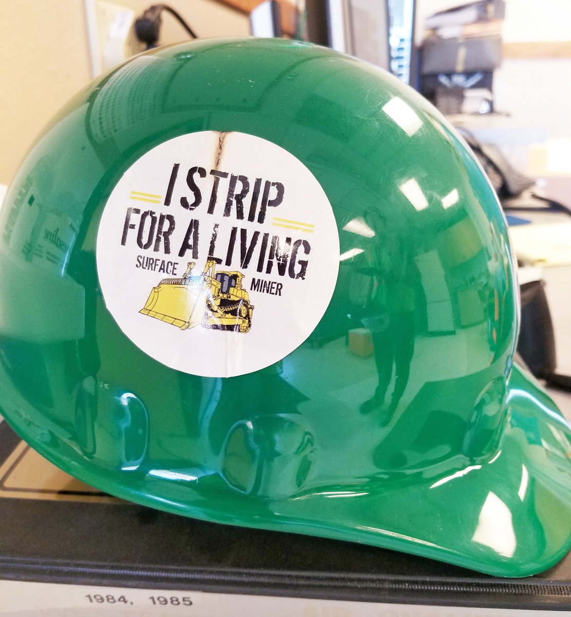 Seen today during a visit to the Rosebud Mine. Yes we Colstrippers certainly have a sense of humor! 😆

What's the best thing you've ever seen on a hard hat? 

#StripMine #HardHat #MiningMatters #coal #mining #Colstrip #Montana #mtcoal