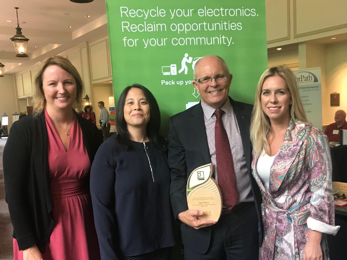 AustinGoodwill's tweet photo. We're committed to sustainability. Since 2004, the Dell Reconnect program has expanded to over 2k Goodwills across the country, recycled more than half a billion pounds of used electronics, and created hundreds of jobs. Thank you to all of our partners for making this possible! https://t.co/XuH6ON7if0