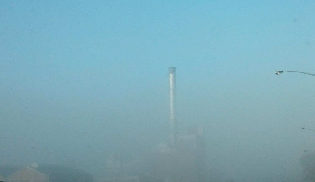 Foggy start to the week. Chandler Hwy and Yarra River in Fairfield #Victoria Melbourne
To many car drivers without lights on. Idiots 😞 Black Ice warning Calder Hwy &amp; Madison Ranges area