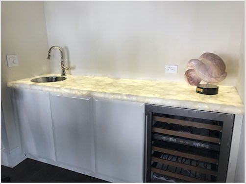 Nash_Granite's tweet image. Peep the✨ GLOW ✨ of our clients White Semi-Precious Bar Top...precious it absolutely is. 
.
.
.
#nashinventory #clientpic #semiprecious #stone #bartop #naturalstone  #interiordesign #designer #architecture #architect #longisland #importer #wholesaler #newyork #tristate #