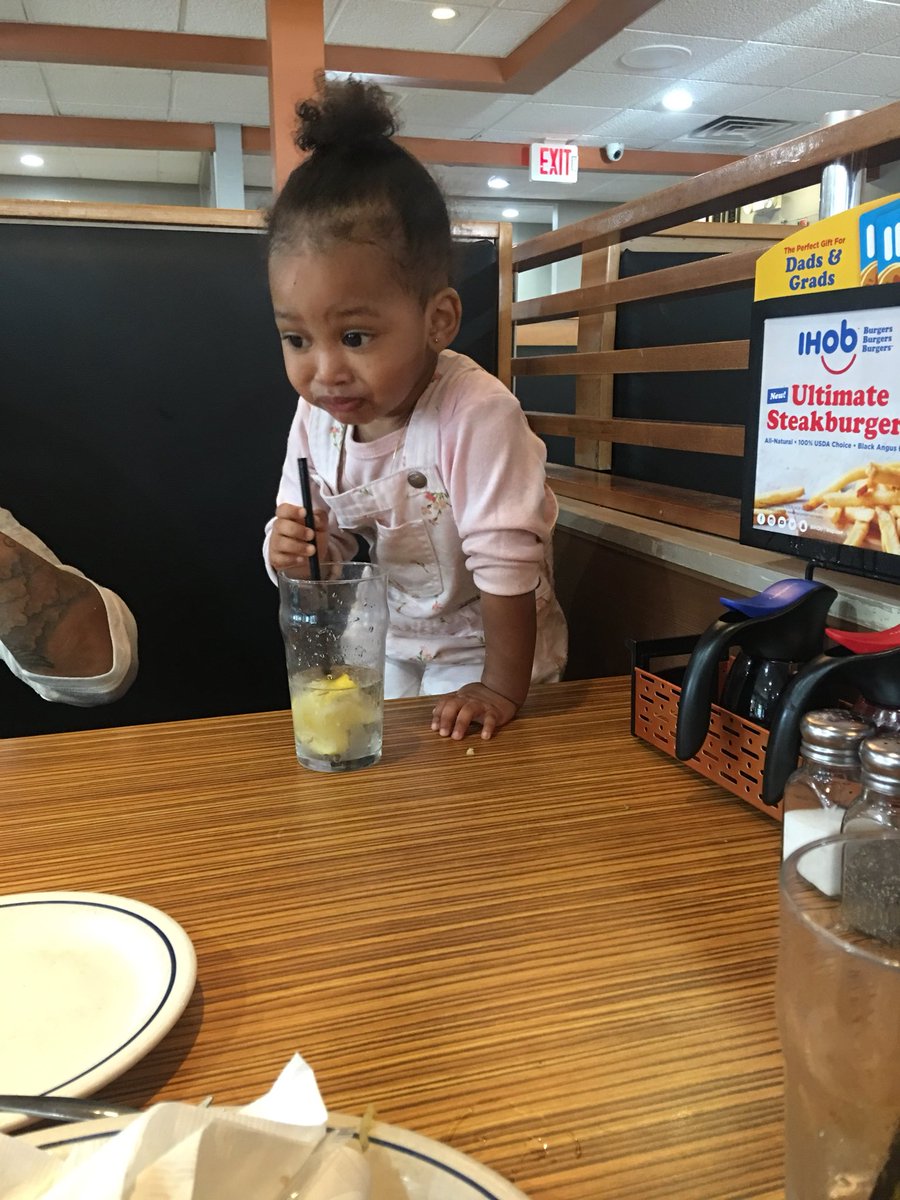 asiasalley's tweet photo. My niece wasn't feeling the lemon water https://t.co/Sf0753JX6h