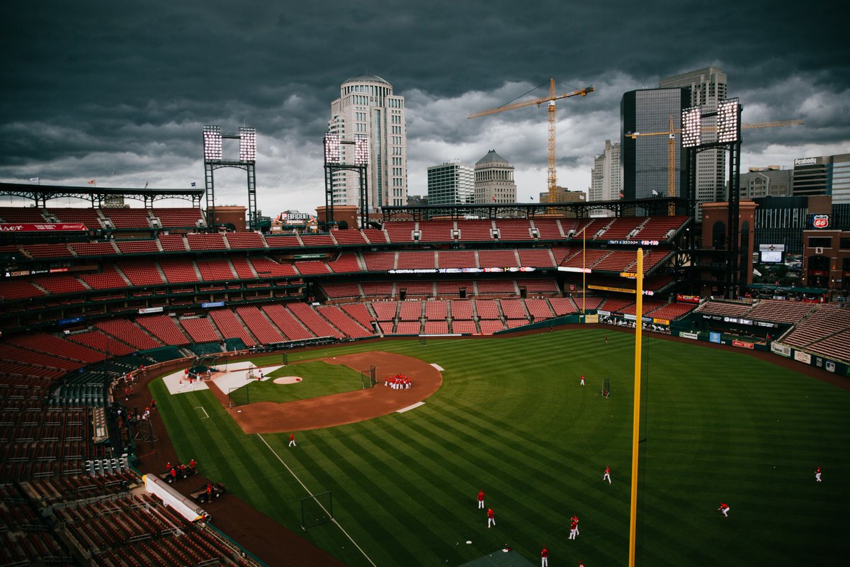 Cardinals's tweet photo. Not the kind of #BaseballSky that we like to see! ⛈ https://t.co/1vzdHApUHv