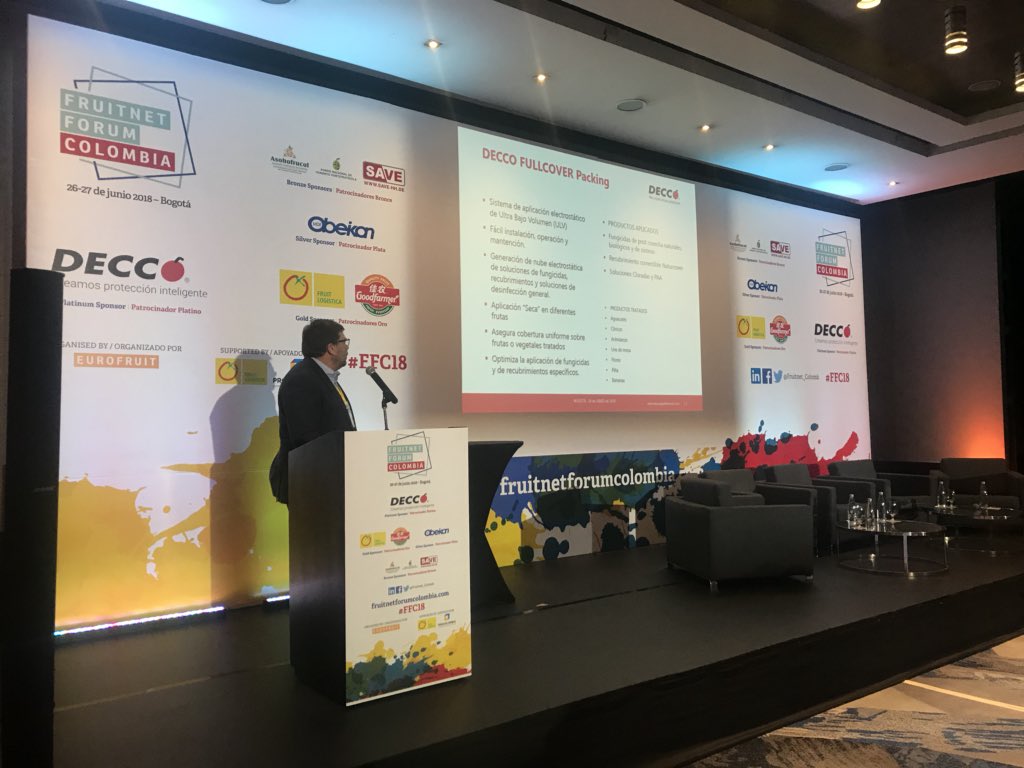 FelixxMoritz's tweet photo. Now @Fruitnet_Colomb @deccoiberica Nos presenta su innovadora tecnología #postharvest #DeccoFullcover, soluciones postharvest para #Aguacate 🥑#Citricos 🍊#Arandanos #Uva🍇 #Piña🍍 #Banana 🍌#FFC2018 https://t.co/7j0tjoZG5o