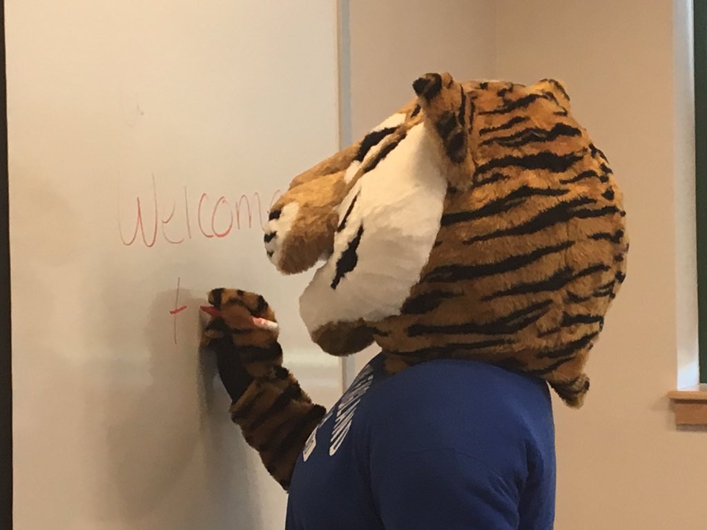 suzanne_snow's tweet image. Can the @NEInstituteTech Tiger build a @VEXRobotics kit &amp;amp; program with #robotC ? 👍🏼 Develop a mobile App with @MITAppInventor? ✔️Save the tiger from @PLTWorg #Launch? 👏🏽Yes thanks to the awesome PLTW Master Tt and Ss attending Core Training in Rhode Island! ☀️🍎#PLTWCT18