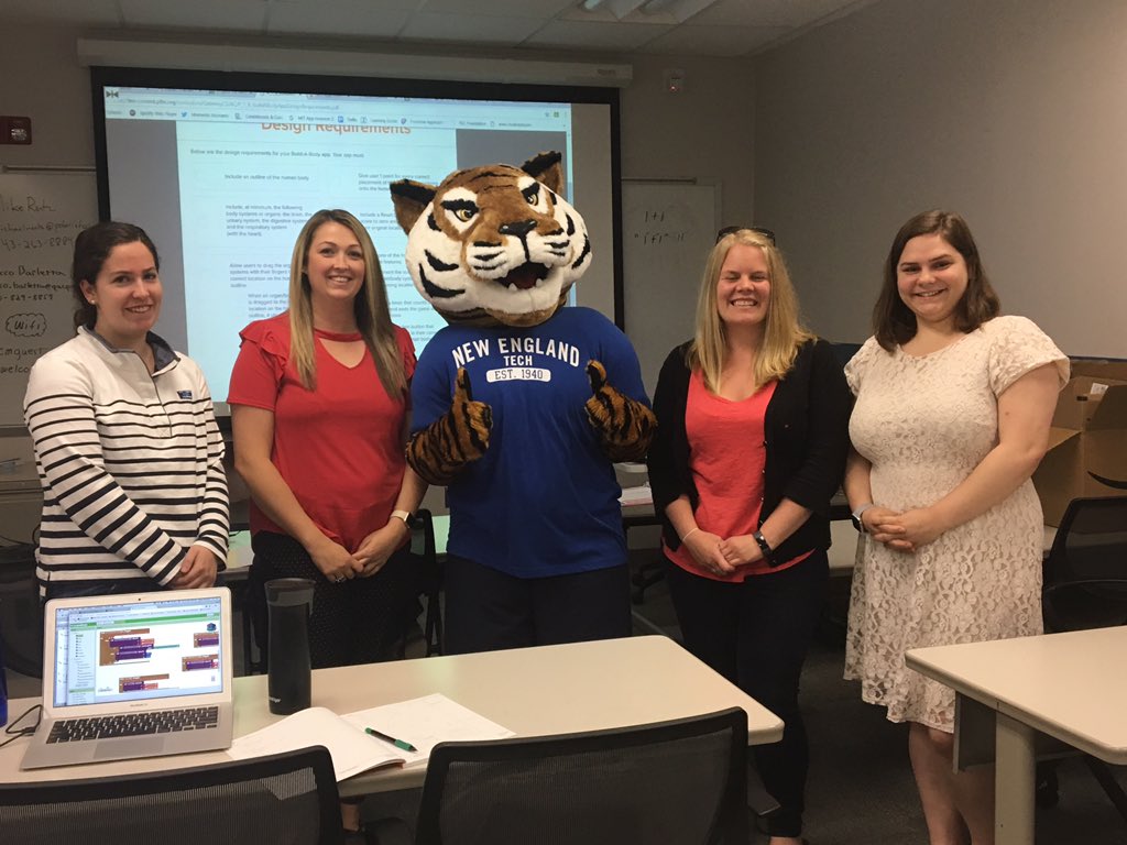 suzanne_snow's tweet image. Can the @NEInstituteTech Tiger build a @VEXRobotics kit &amp;amp; program with #robotC ? 👍🏼 Develop a mobile App with @MITAppInventor? ✔️Save the tiger from @PLTWorg #Launch? 👏🏽Yes thanks to the awesome PLTW Master Tt and Ss attending Core Training in Rhode Island! ☀️🍎#PLTWCT18