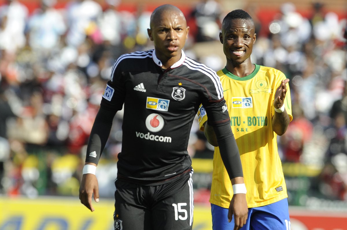DiskiBattles's tweet photo. If you had to SELECT ONLY ONE?🤔

LIKE - Andile Jali
RETWEET - Teko Modise 

#BafanaBafana #DiskiBattles #OrlandoPirates  #Sundowns #Jali #Modise
#ThrowbackThursday https://t.co/VUmmvCfRVw