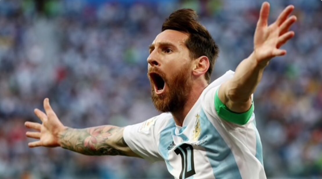 CQuirogaUC's tweet photo. Ya en octavos! ¡¡¡VAMOS ARGENTINA!!! 🇦🇷 🇦🇷 ¿Todavía hay alguien que duda de Messi? 🤦🏻♂️ #VamosArgentina #ArgentinaVsNigeria #MESSIentoEnOctavos https://t.co/l6g3HfJE6n