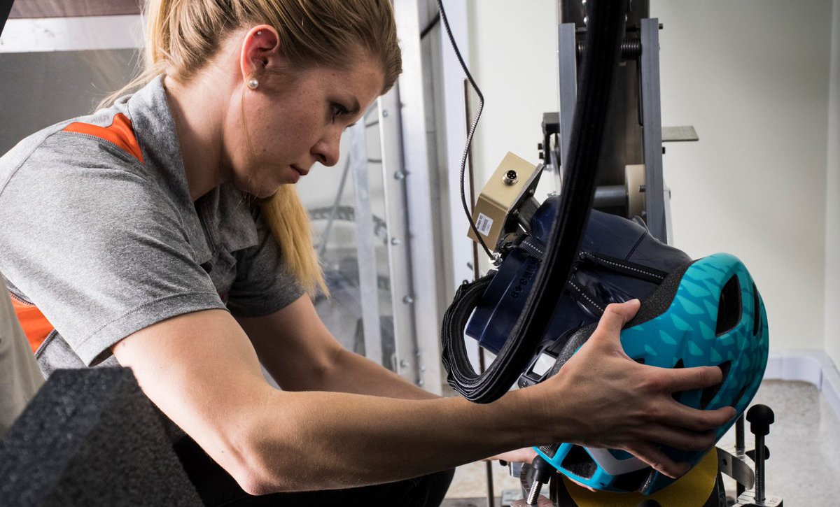 A study is being conducted at <a href="/virginia_tech/">Virginia Tech</a> in partnership with <a href="/IIHS_autosafety/">IIHS</a> to develop a test protocol and standardized measure for the safety of bike helmets! Hopefully we'll know just how safe our head is while on two wheels! cyclingtips.com/2018/06/new-in…