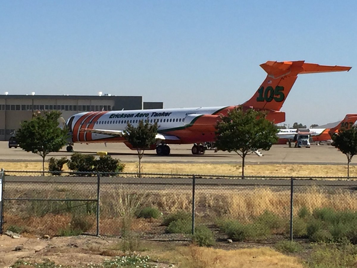 PaulsPhotoServ's tweet photo. Morning roundup at #McClellanReloadBase in #Sacramento #FireTankers 40,102,103,105,107, 911, 914 and 944 getting ready for another day of fighting the #PawneeFire in #LakeCounty , CA #potn #fpotn https://t.co/33i0N1ppUL