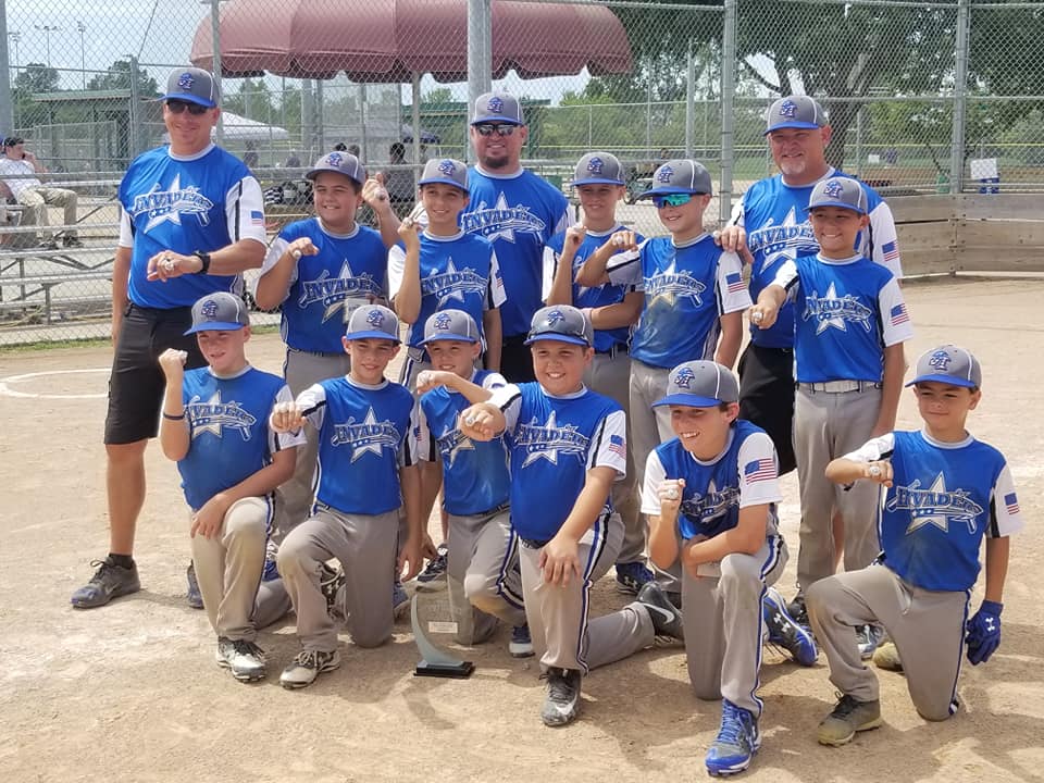 markwatson999's tweet photo. @ChrisPorterFCN. 11U Jax Invaders. 2nd place (out of 46 teams) @ the TripleCrown Slumpbuster Tournament in Omaha, NE . #teamsidelines https://t.co/FDlvM1vLSH