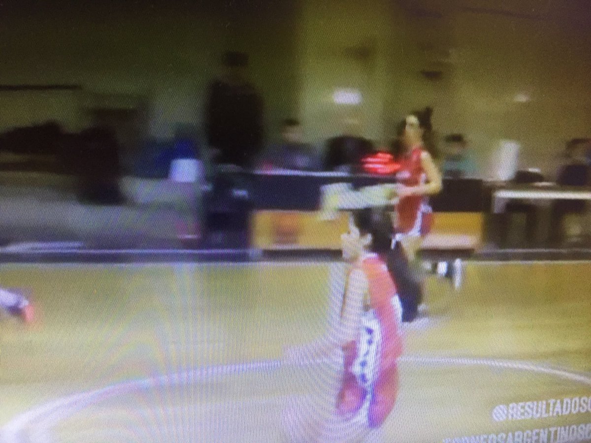 Mario_Ontivero's tweet photo. #ArgentinoU15F #Embalse2018 final del partido !!! Triunfo de las chicas cordobesas #FBChubut 29 vs @basquetFBPC 73 #SeLasBancan https://t.co/IRgBc9eCj4