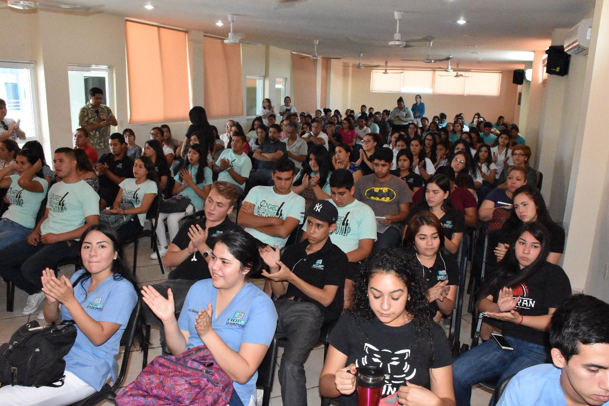 PuchetaOficial's tweet photo. ¡Un gran intercambio de ideas con los estudiantes de la Universidad del Pacífico Norte! ¡Gracias a la UNIP por abrirme sus puertas para presentar mis propuestas de trabajo! ¡Daré mi total apoyo a los jóvenes! 
#MásPorMazatlán https://t.co/d2Zg4QTVyT