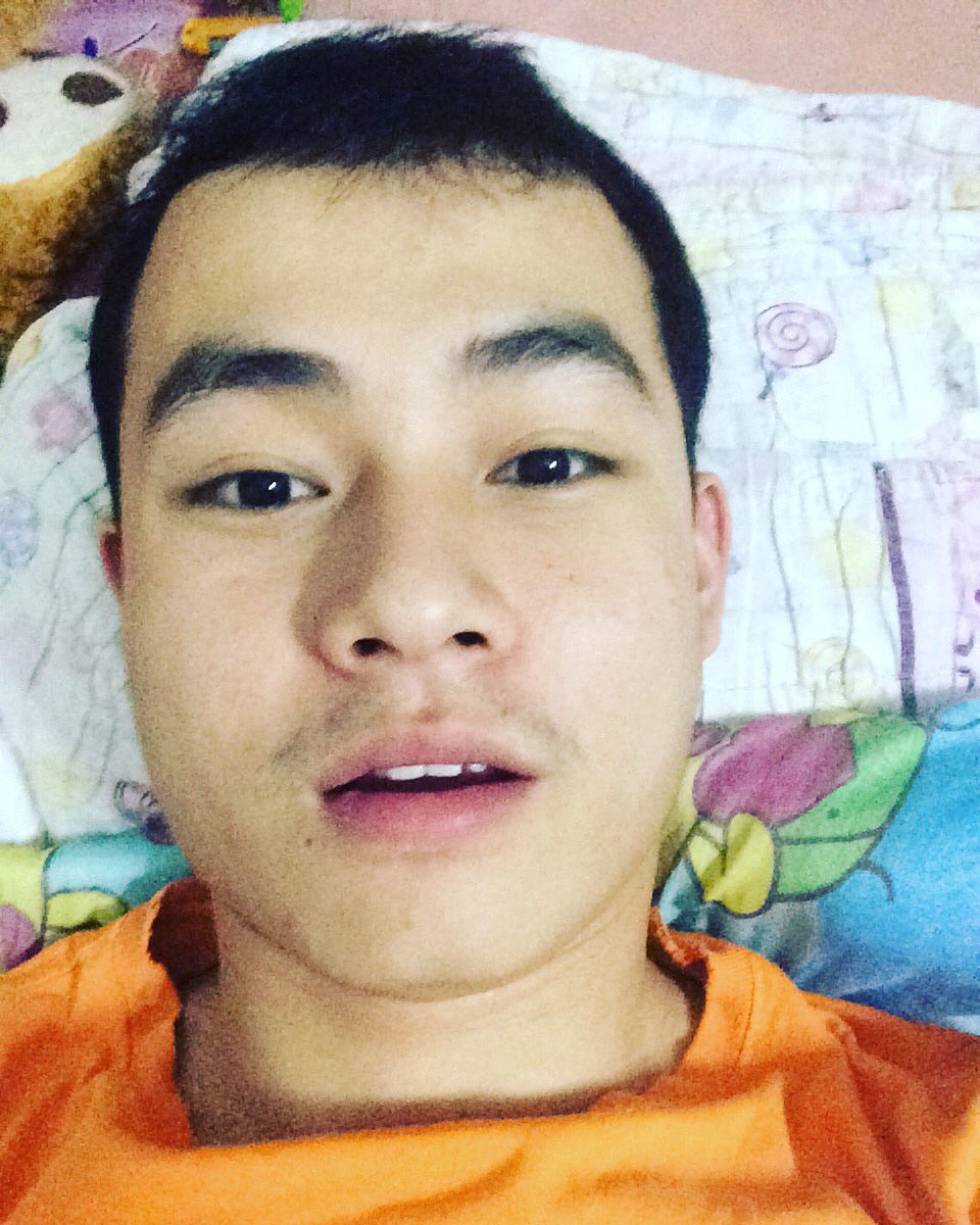 koko28655726's tweet photo. မိုးရြားတယ္အိပ္ေတာ႔မယ္ https://t.co/dvxVJuAZ4I