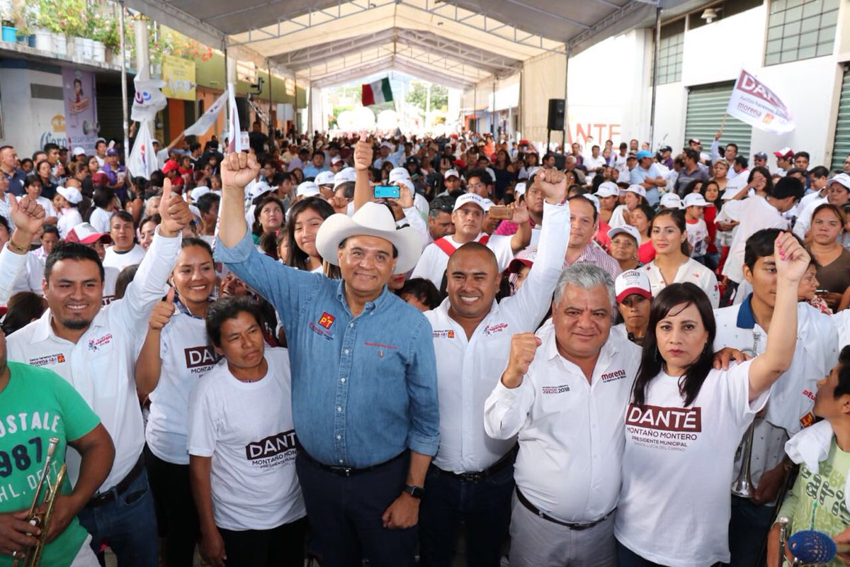 VicManOaxaca's tweet photo. Con ventaja en encuestas, 
Dante Montaño llama a salir a votar

• Los corruptos ya se van; sus acusaciones son del tamaño del miedo que nos tienen: Dante Montaño 
• Se suma a campaña María Libia Martínez Moreno, candidata de Partido Unidad Popular....
https://t.co/BqjoSi2rMU https://t.co/yWY5CMSt8H