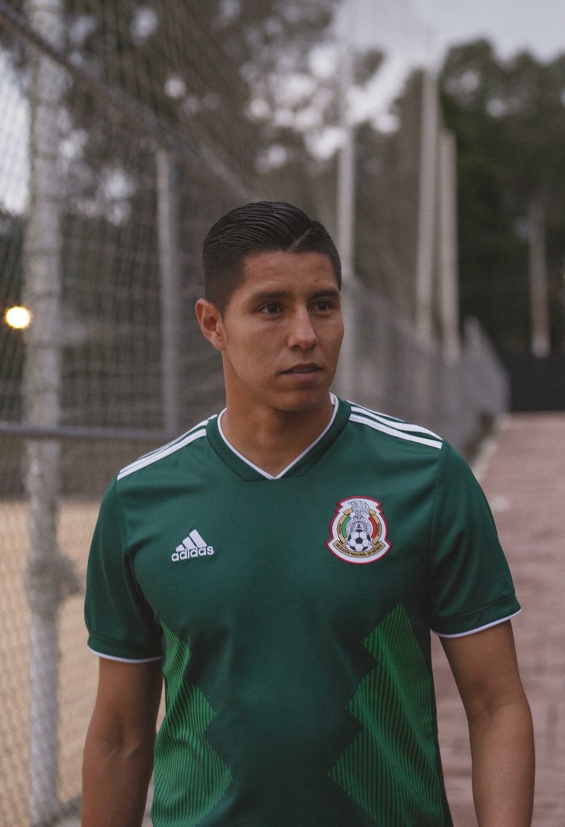 SoyFan10's tweet photo. ⚽️🎁¡SORTEO JERSEY MÉXICO LOCAL VERSIÓN JUGADOR!

1. Dar RT a este tweet.

2. Seguir a @adidasMX y @SoyFan10.  

3. Enviarnos un tuit con el HT #HereToCreate⁠ ⁠ y su pronóstico para el próximo partido del TRI. 

El ganador se seleccionará de manera aleatoria el día de mañana. https://t.co/hueJOKjpFS