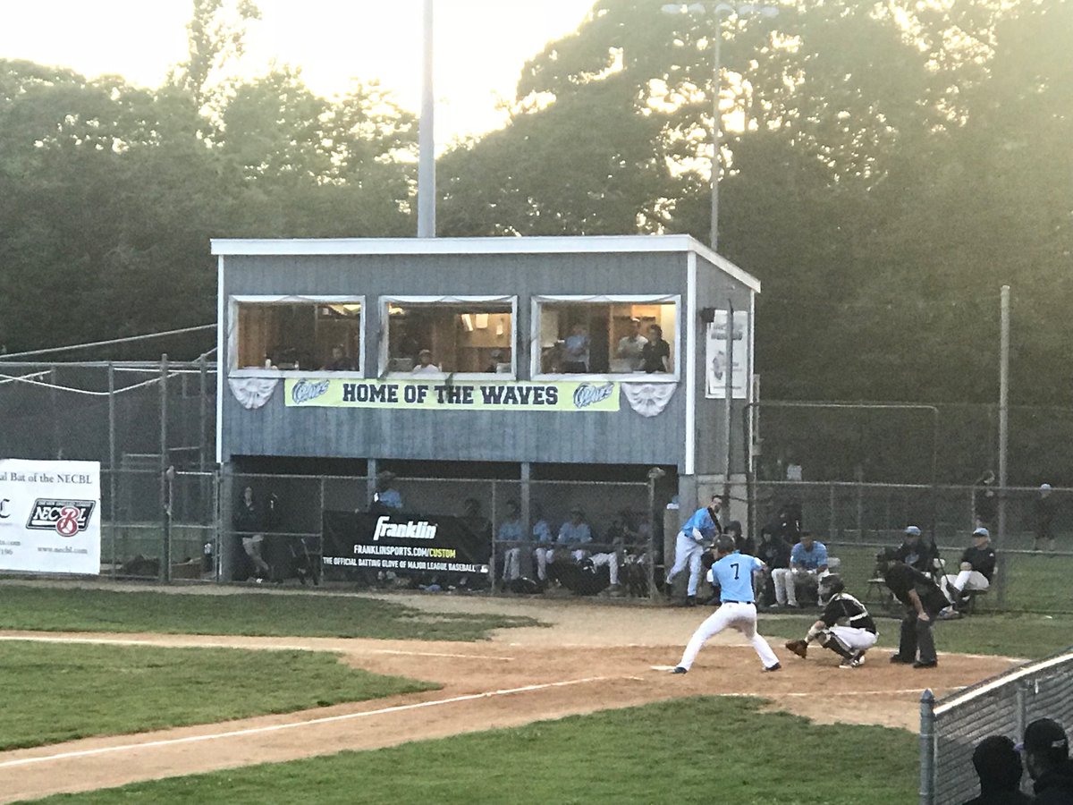 moskey5's tweet photo. Summer baseball #OceanStateWaves #NECBL #BMosk https://t.co/sKUhGNwpIN
