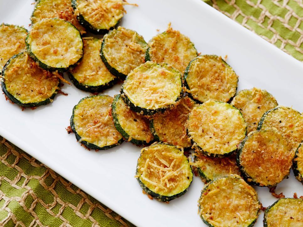 CookingChannel's tweet photo. Meet your new favorite summer snack: https://t.co/CCZCnRKqOn! https://t.co/QXkJb15q7Y