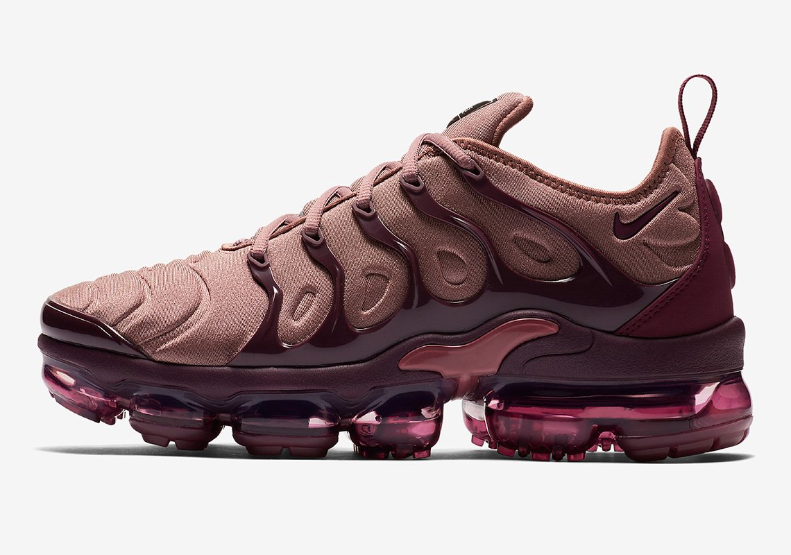 vapormax plus new colorways