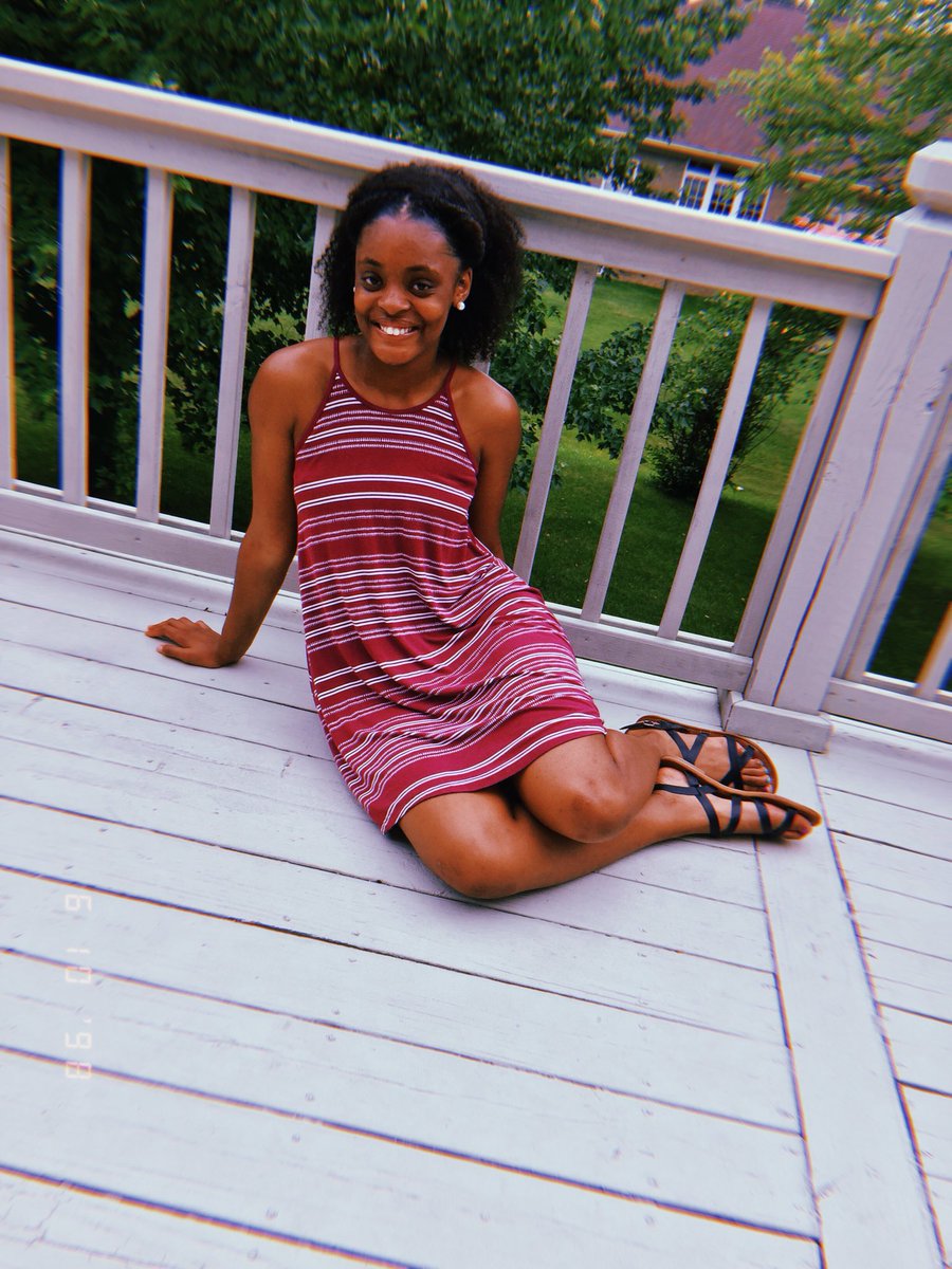 AustinTianna's tweet photo. I told y’all I’m livin my best life!!! ✨💛 https://t.co/7cHURES0Xi