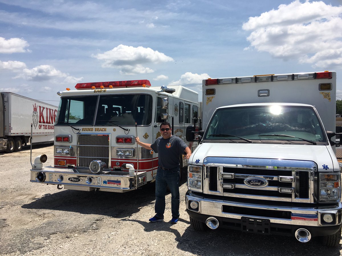 Carros BomberosChile tweet media