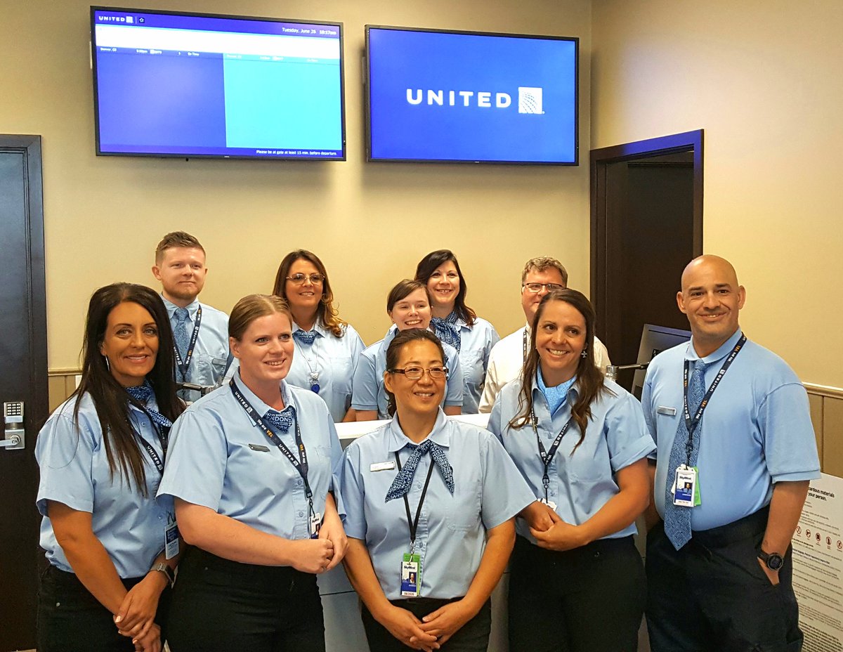 United Airlines inaugural service from Vernal, Utah! @pandjm3 <a href="/weareunited/">We Are United</a> <a href="/cathy_innocenti/">Cathy Innocenti</a> <a href="/GrewalMandee/">Mandeep Grewal</a>